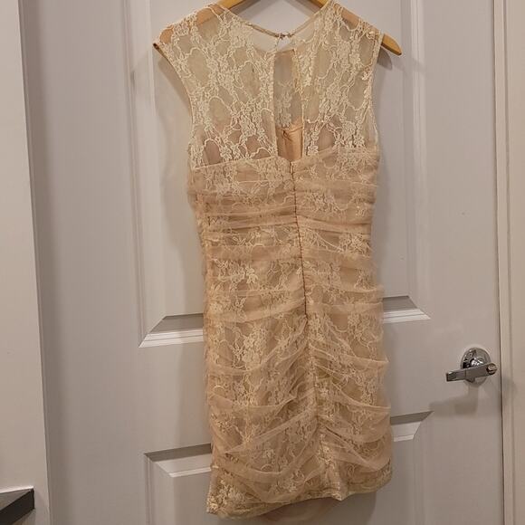 Lace Ruched Mini Dress - Picture 3 of 7